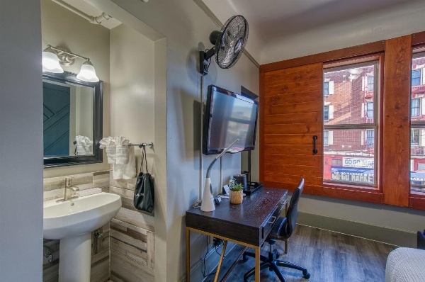 Ram's Hotel image 43