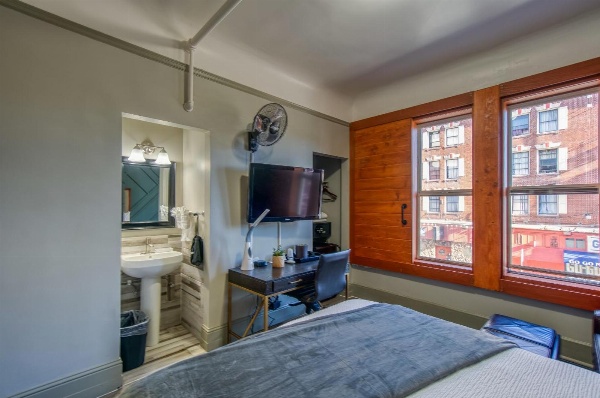 Ram's Hotel image 88